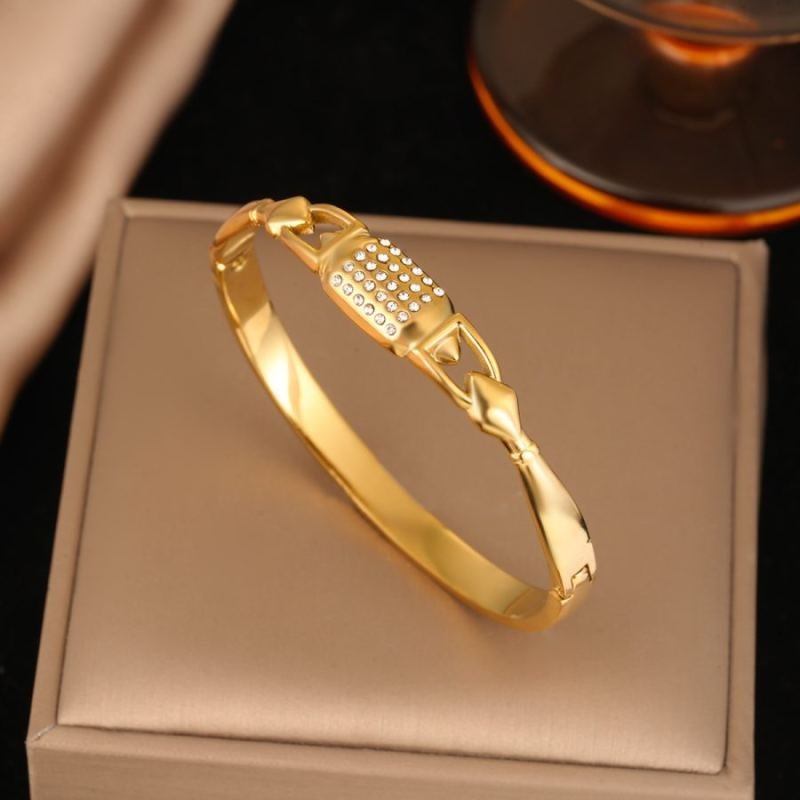 European American Retro Style Women Bangle, Fade Resistant Titanium Steel, Micro Paved Zircon Cross Border Hand Jewelry, Versatile High End Bracelet