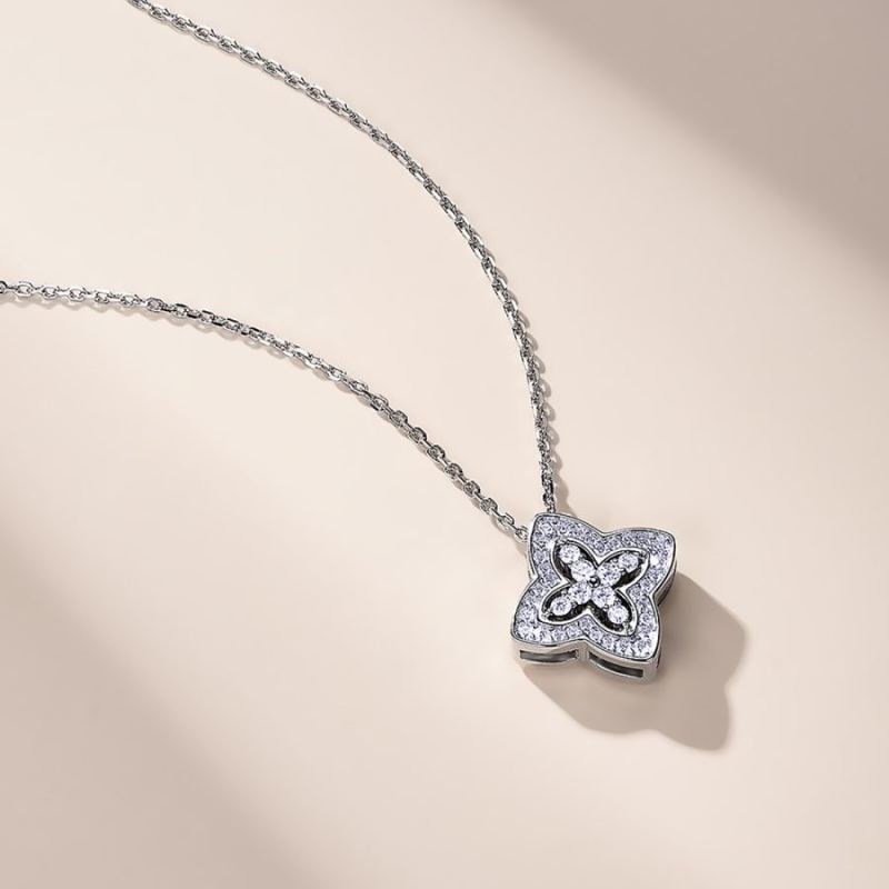 S925 Sterling Silver Pave Clover Moissanite Necklace 40-45cm D Color VVS1 Silver Gold Dual Tone GRA Certified Gift Box